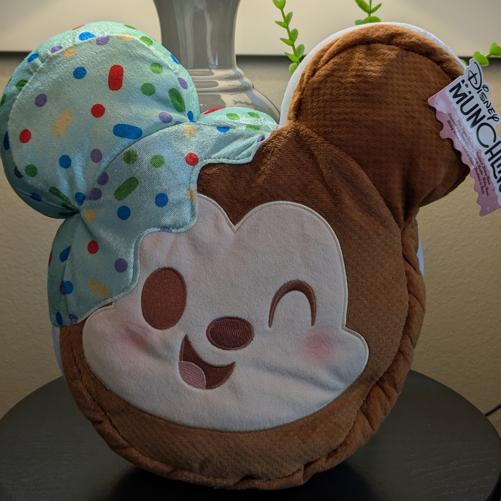 NWT Disney Munchlings Ice Cream Mickey Plush